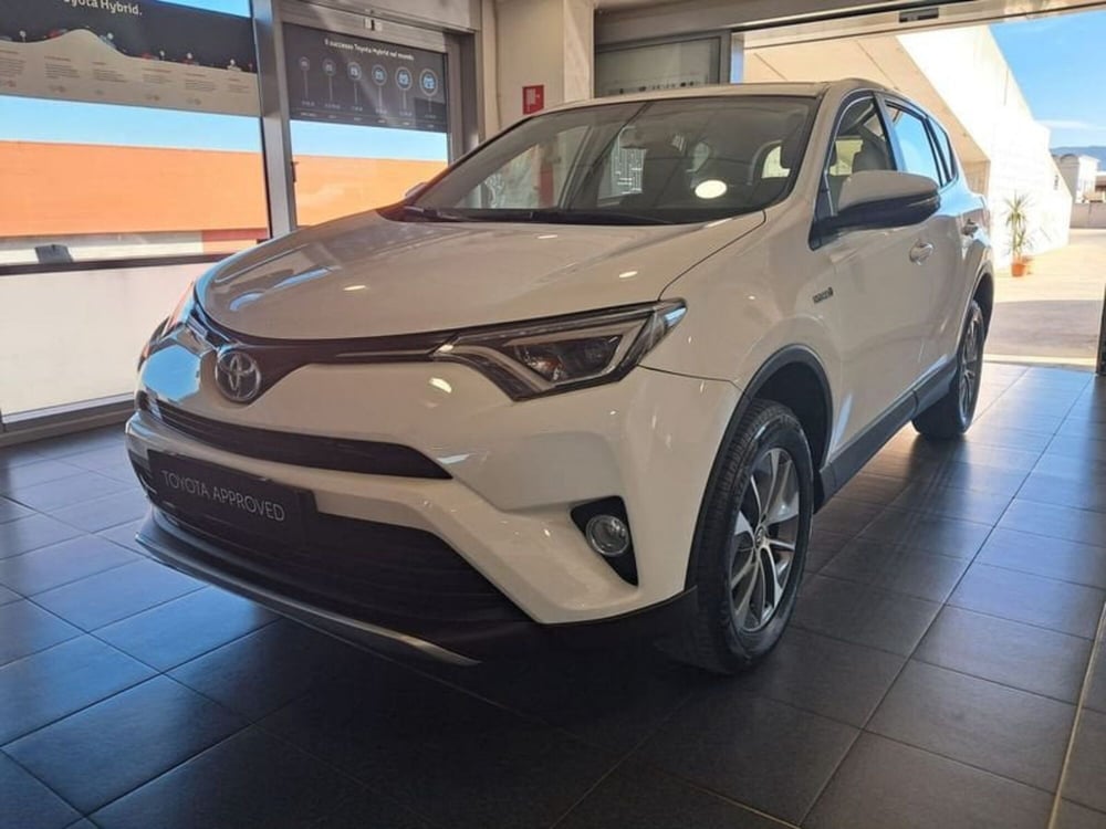 Toyota Rav4 usata a Cagliari
