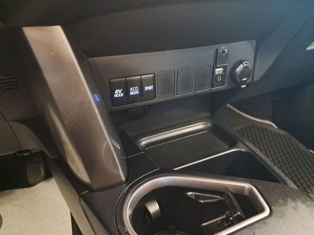 Toyota Rav4 usata a Cagliari (19)
