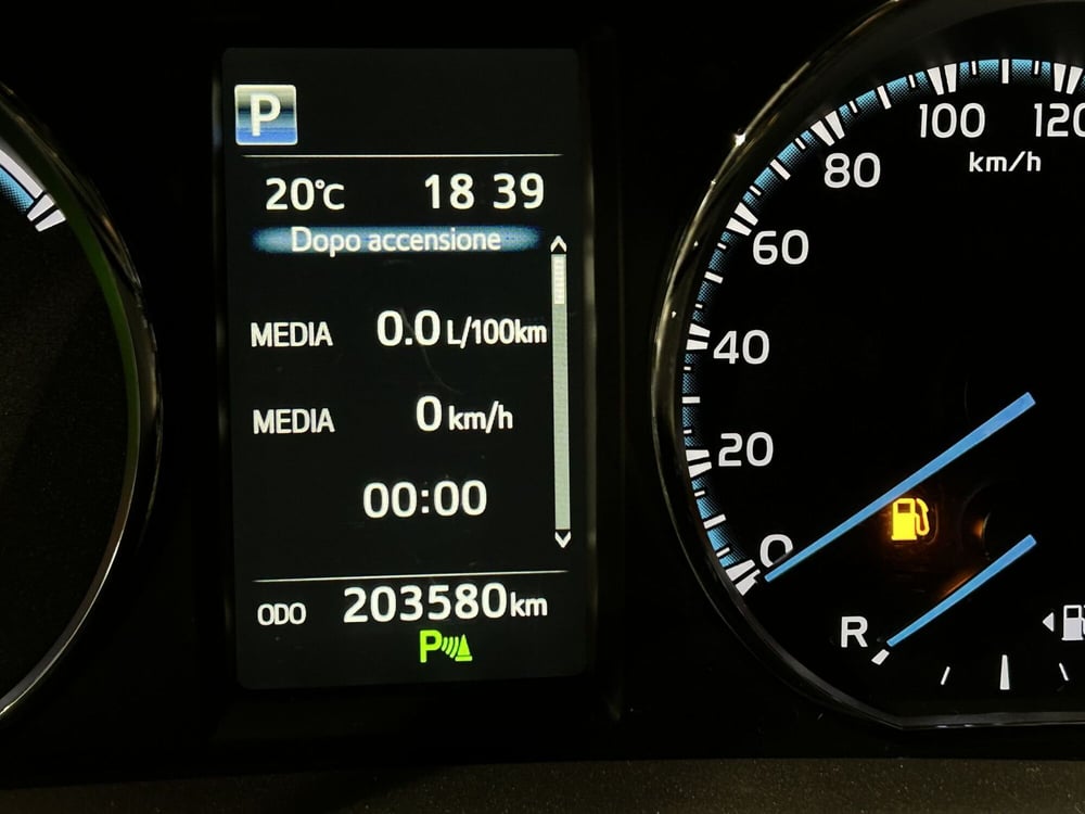 Toyota Rav4 usata a Milano (10)