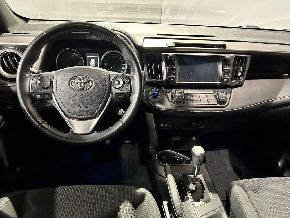 Toyota Rav4 usata a Milano (11)