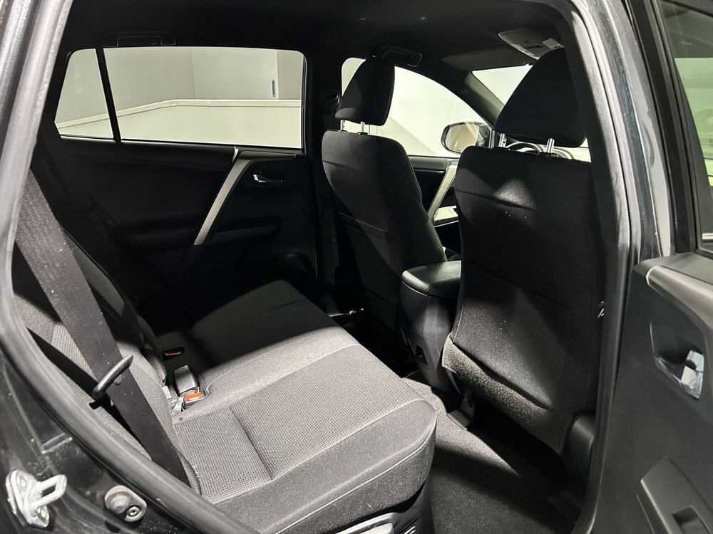Toyota Rav4 usata a Milano (13)