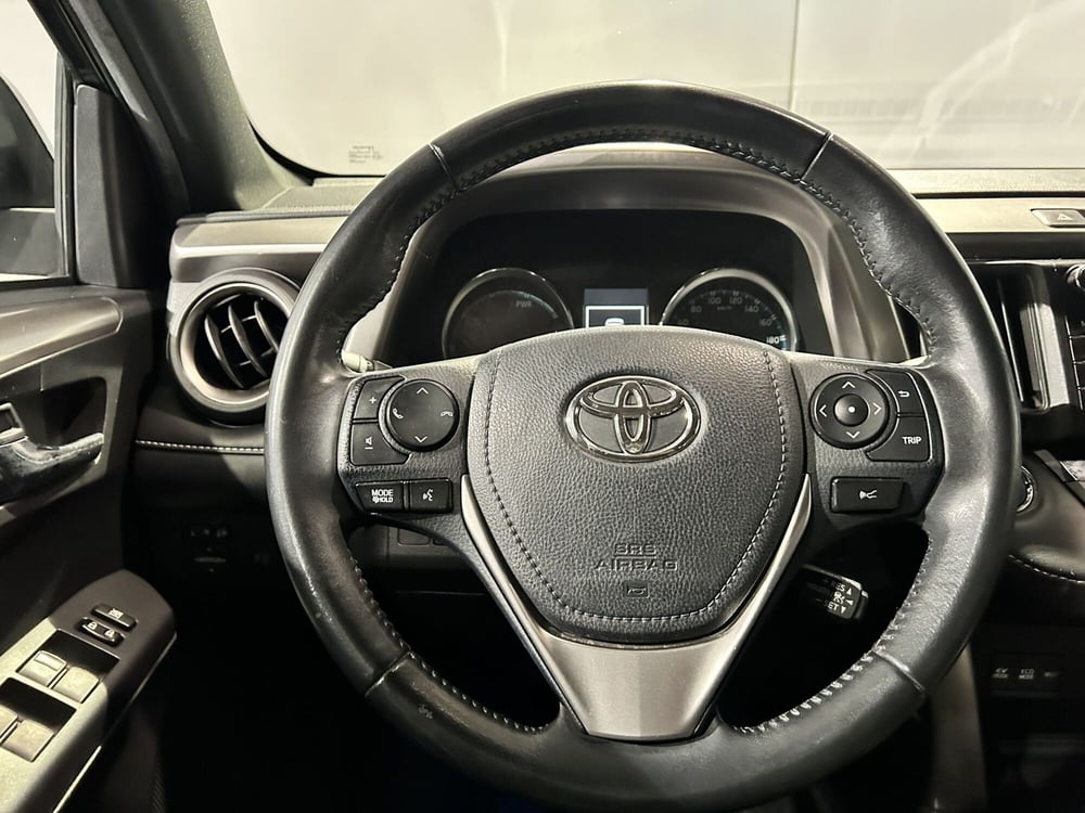 Toyota Rav4 usata a Milano (9)