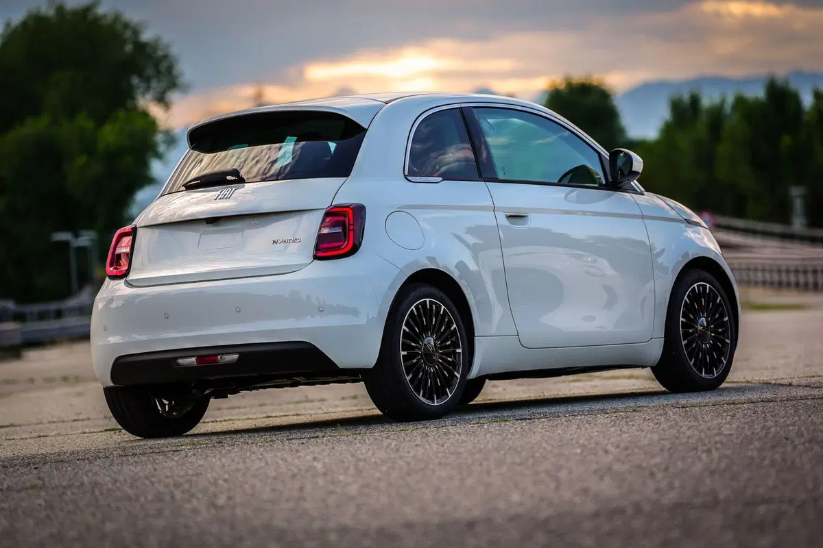 Fiat 500 nuova a Bergamo (11)