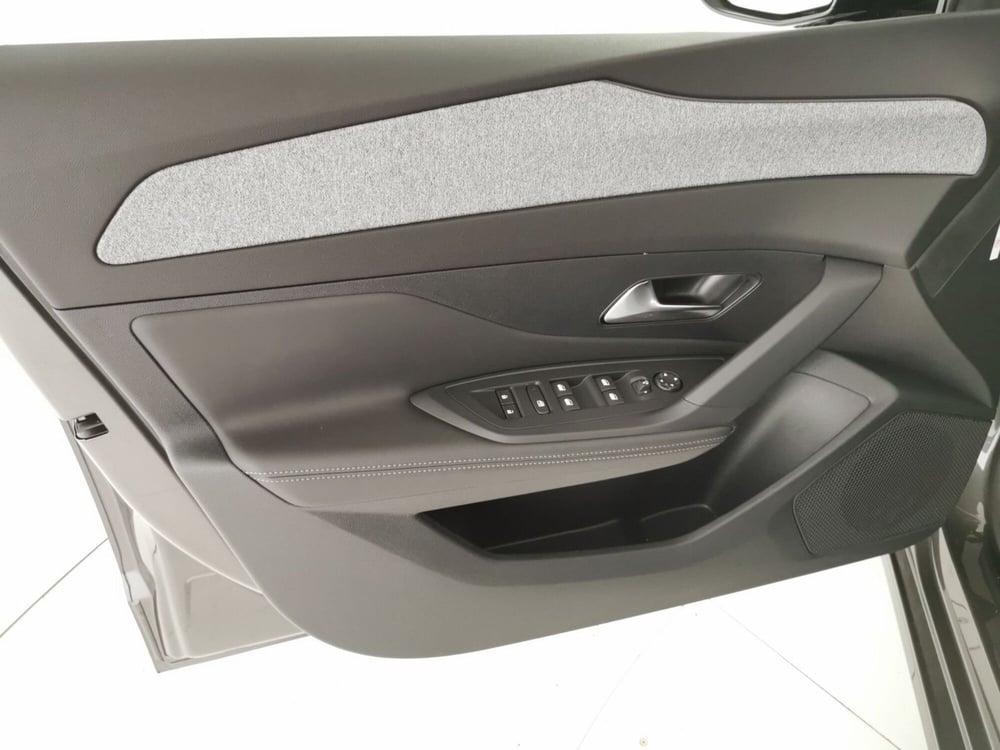 Peugeot 308 SW usata a Chieti (6)