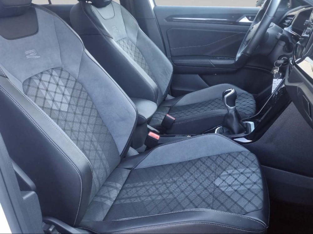 Volkswagen T-Roc usata a Livorno (12)