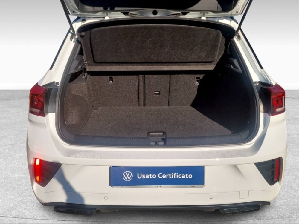 Volkswagen T-Roc usata a Livorno (6)