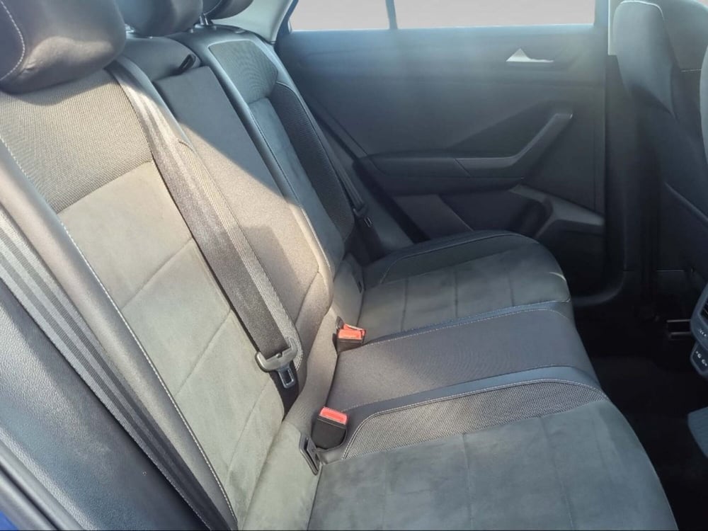 Volkswagen T-Roc usata a Livorno (11)