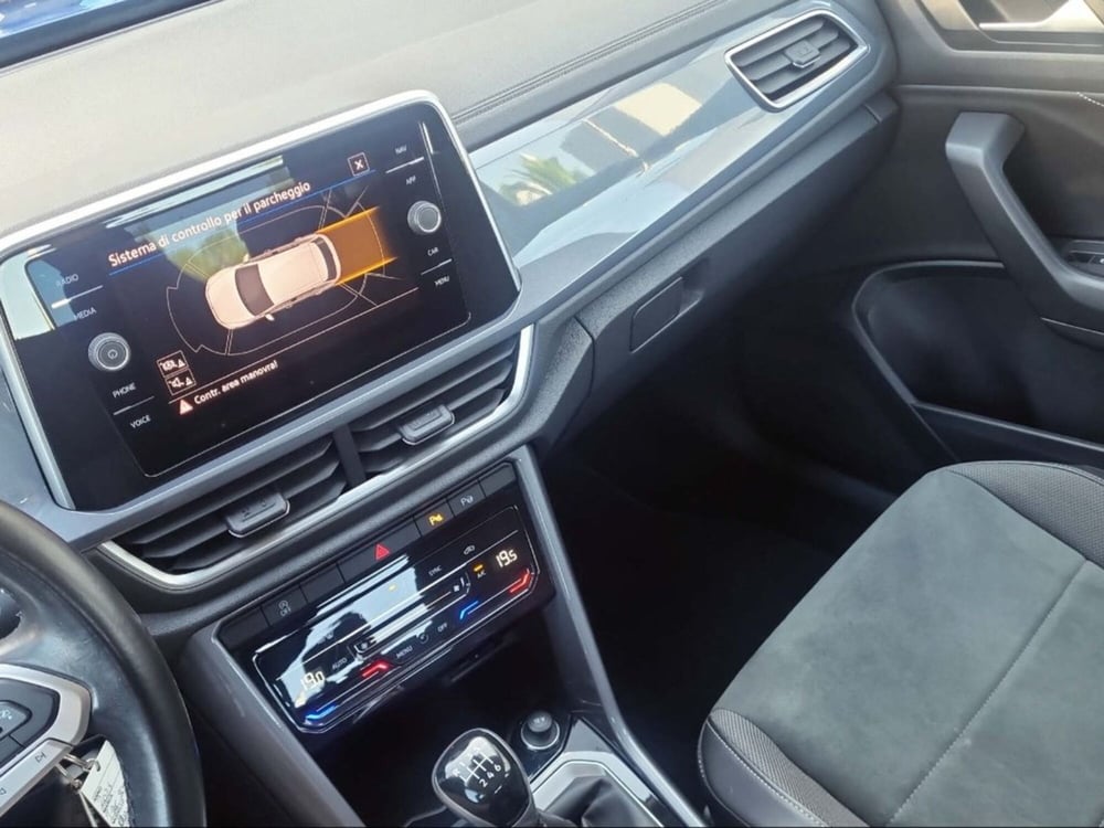 Volkswagen T-Roc usata a Livorno (14)