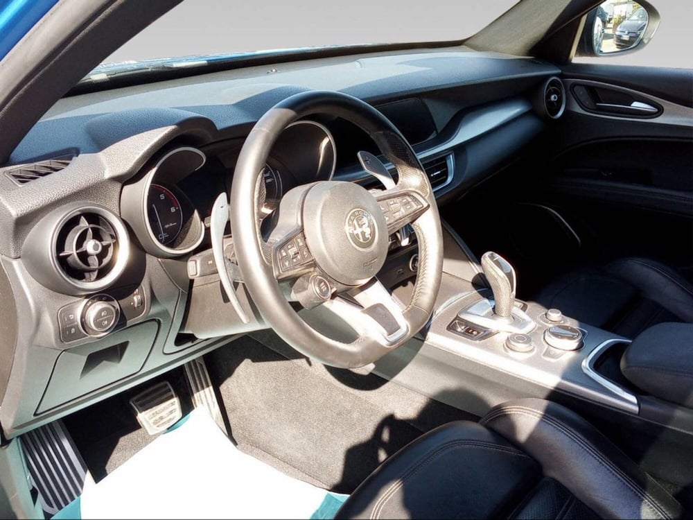 Alfa Romeo Stelvio usata a Firenze (10)