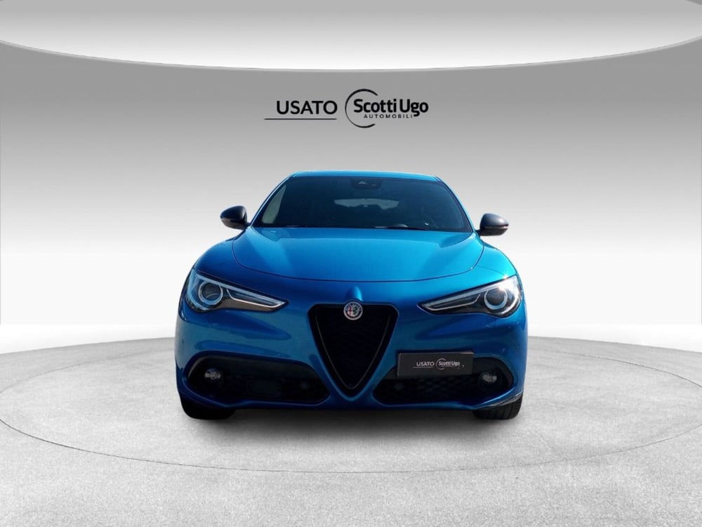Alfa Romeo Stelvio usata a Firenze (16)