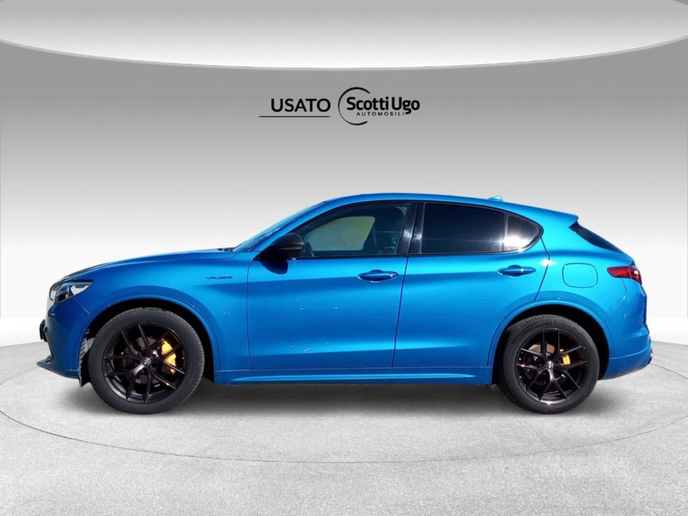 Alfa Romeo Stelvio usata a Firenze (2)