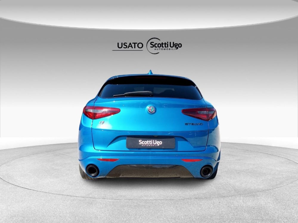 Alfa Romeo Stelvio usata a Firenze (4)