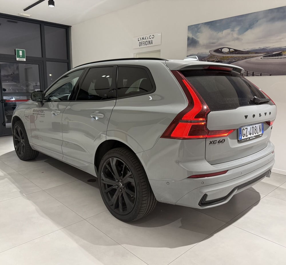 Volvo XC60 usata a Parma (8)