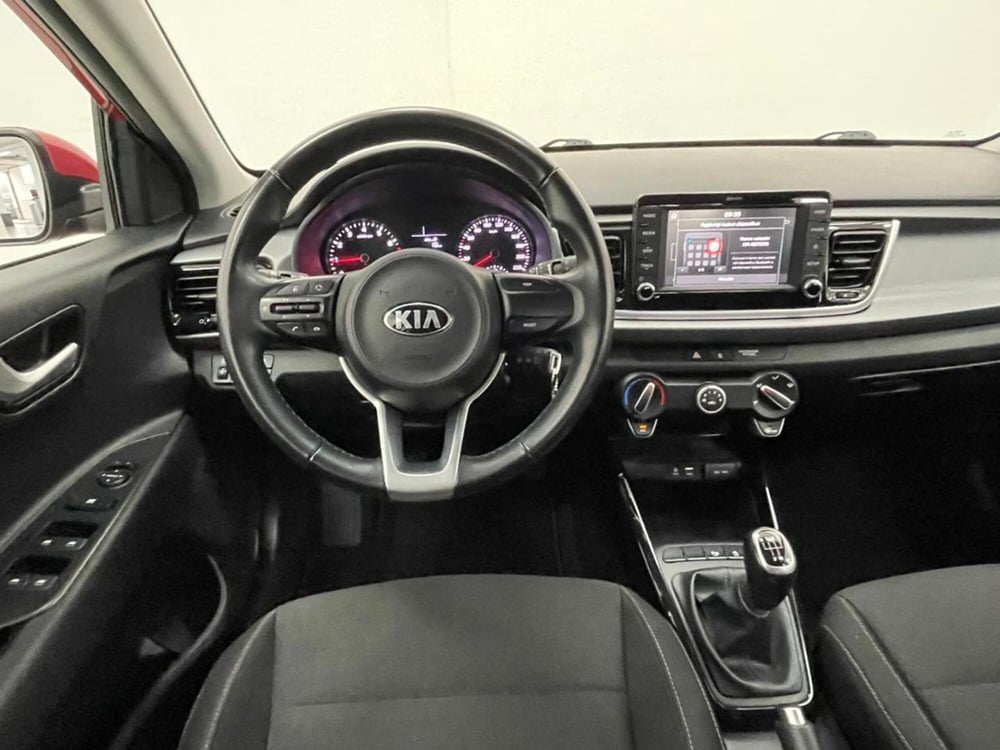 Kia Rio usata a Como (10)