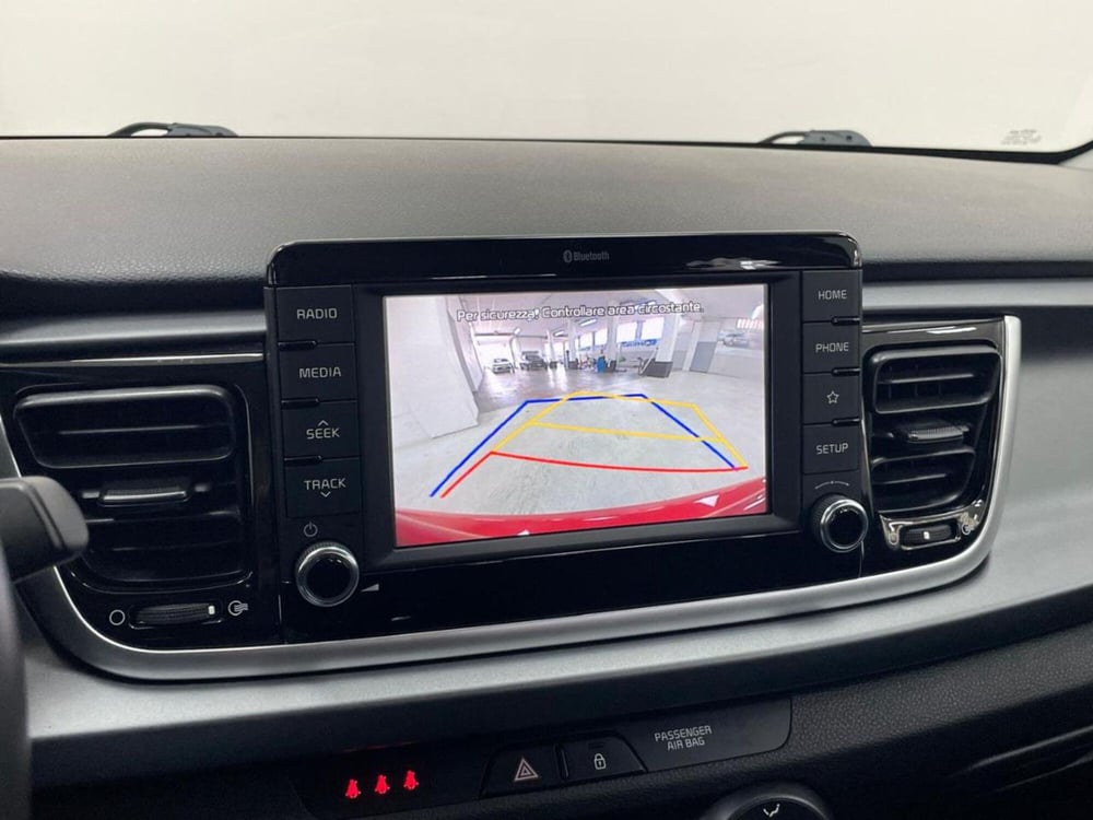 Kia Rio usata a Como (16)