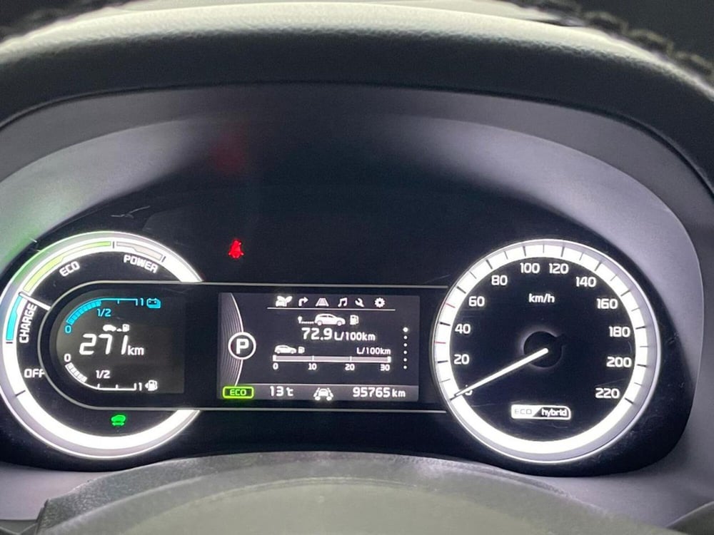 Kia Niro usata a Como (13)