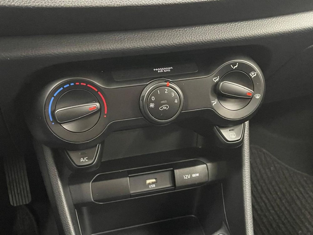 Kia Picanto usata a Como (13)