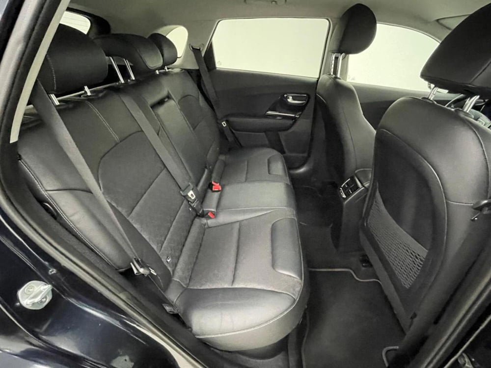Kia Niro usata a Como (5)