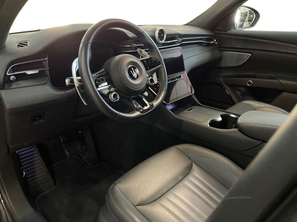 Maserati Grecale usata a Bari (10)