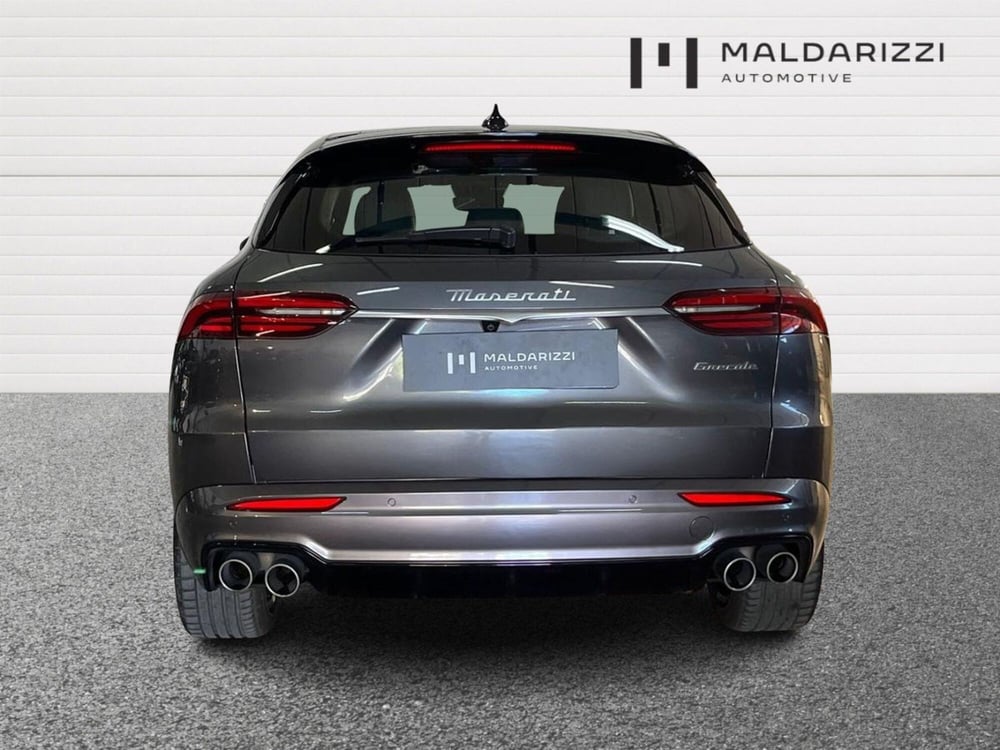Maserati Grecale usata a Bari (3)