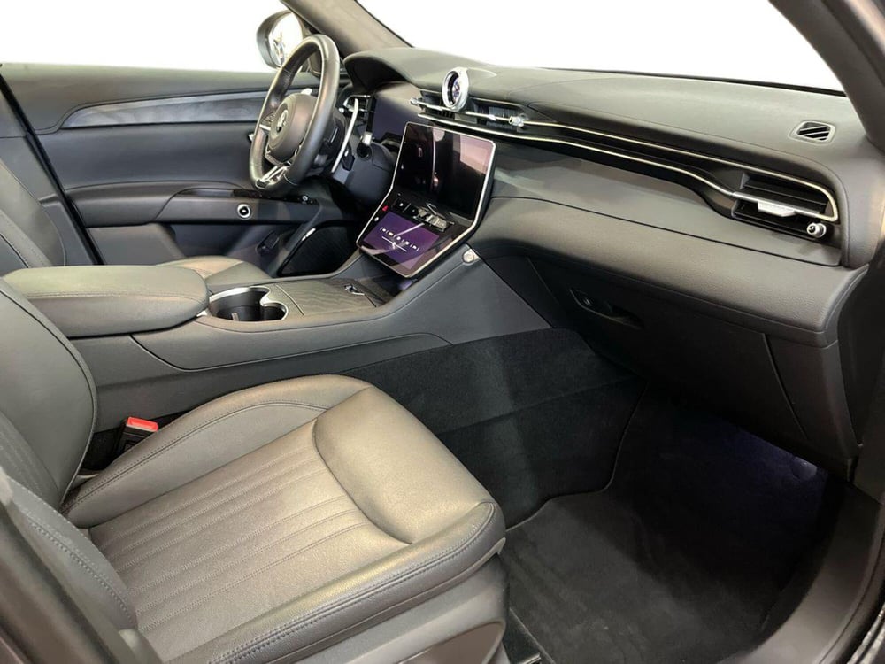 Maserati Grecale usata a Bari (9)