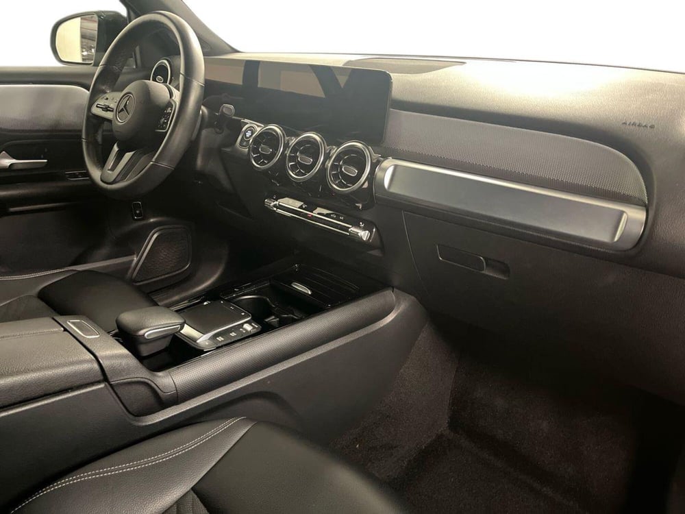 Mercedes-Benz GLB usata a Milano (15)