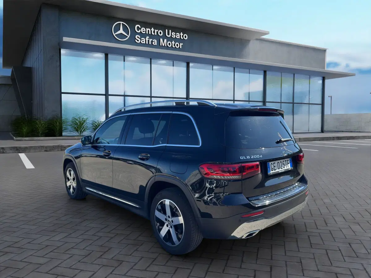 Mercedes-Benz GLB usata a Cosenza (4)
