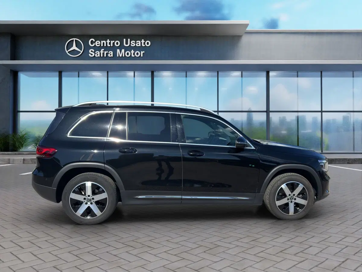 Mercedes-Benz GLB usata a Cosenza (7)