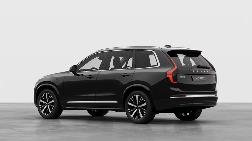 Volvo XC90 nuova a Como (3)