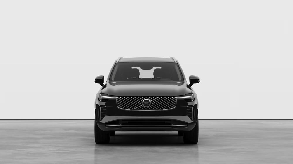Volvo XC90 nuova a Como (4)