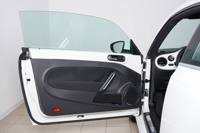 Volkswagen Maggiolino Cabrio usata a Perugia (12)