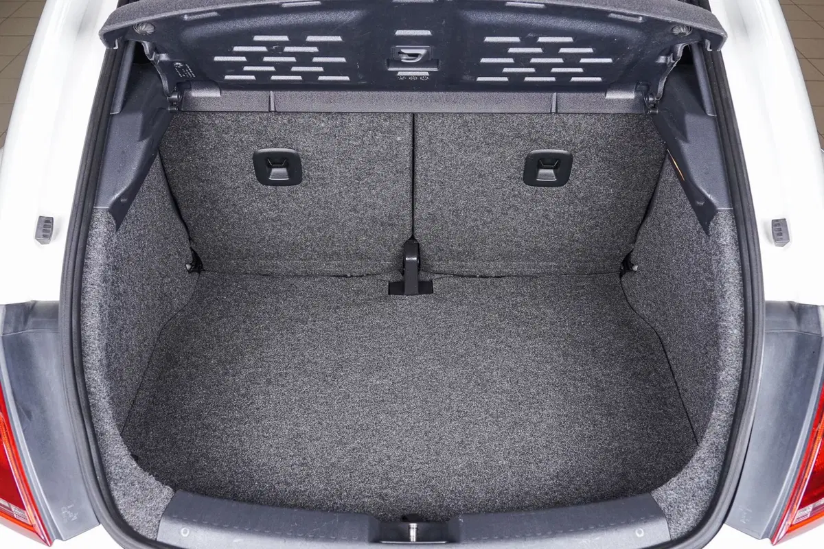 Volkswagen Maggiolino Cabrio usata a Perugia (7)