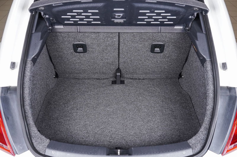 Volkswagen Maggiolino Cabrio usata a Perugia (7)