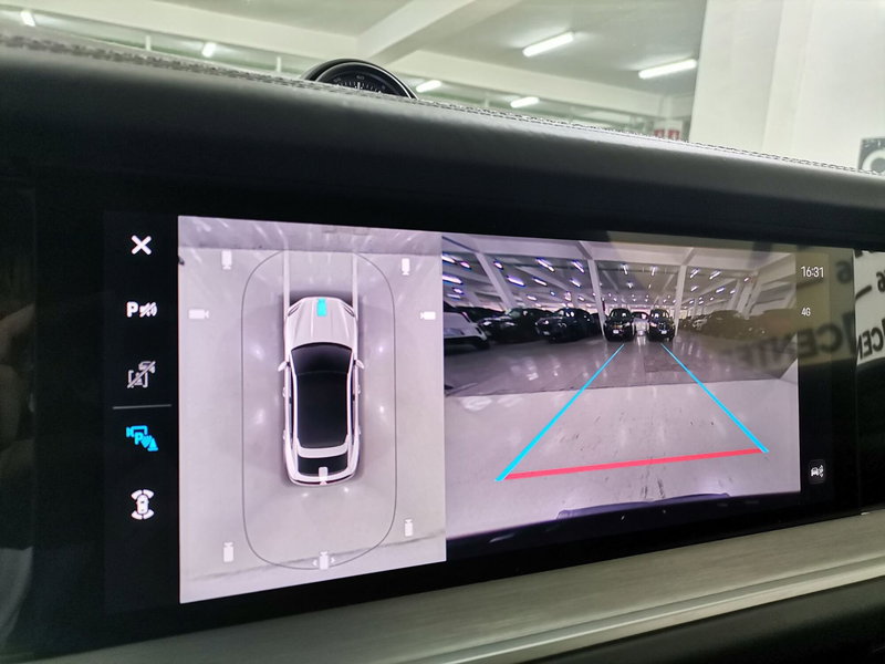 Porsche Cayenne Coupé usata a Salerno (13)