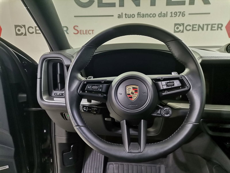 Porsche Cayenne Coupé usata a Salerno (8)