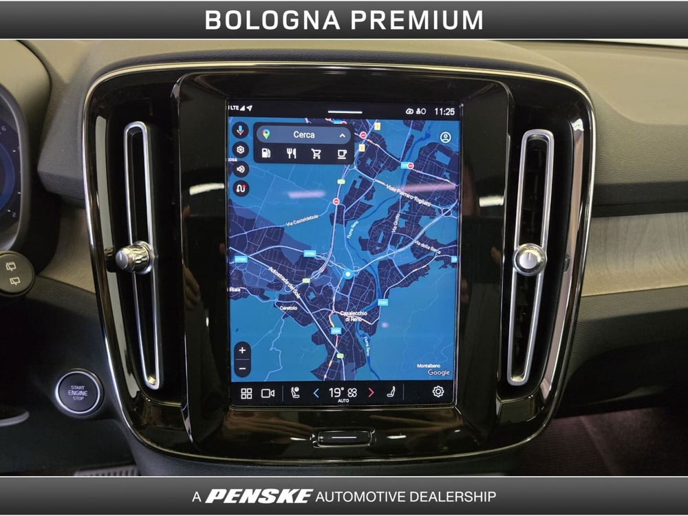 Volvo XC40 usata a Bologna (11)