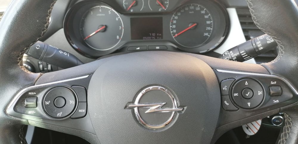Opel Crossland usata a Pistoia (18)