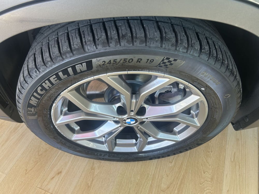 BMW X4 usata a Bari (9)