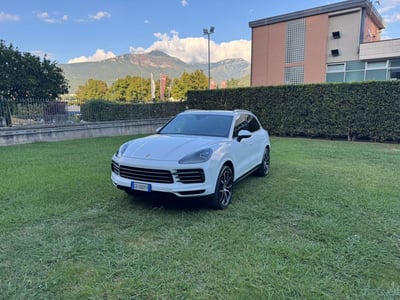 Porsche Cayenne 3.0 V6 del 2021 usata a Fisciano