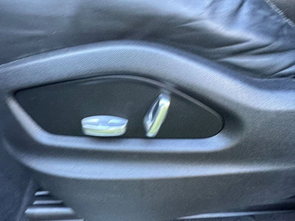 Porsche Cayenne usata a Salerno (17)
