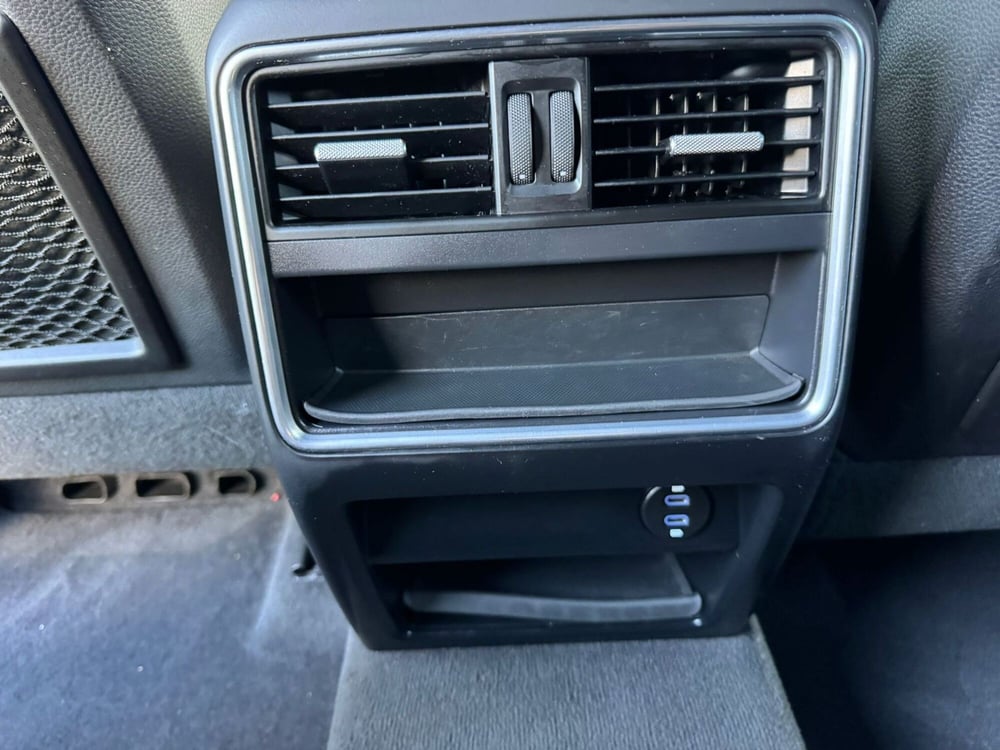 Porsche Cayenne usata a Salerno (18)