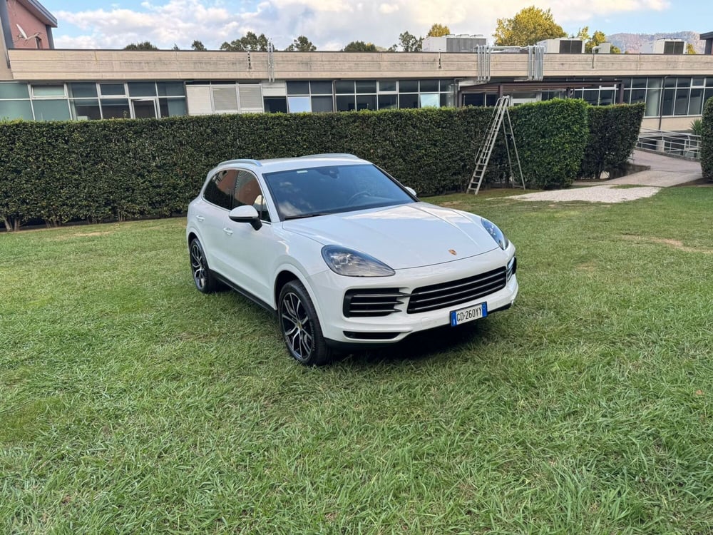 Porsche Cayenne usata a Salerno (2)