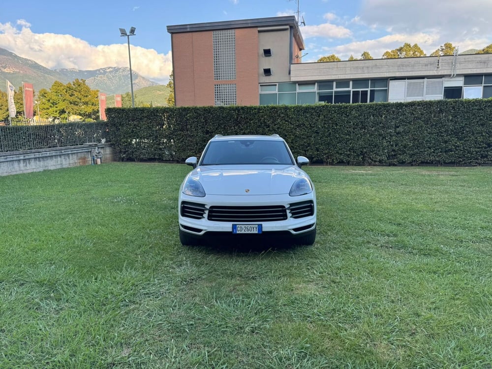 Porsche Cayenne usata a Salerno (9)