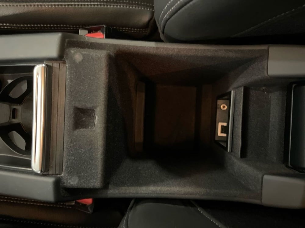 Volvo XC60 usata a Prato (19)