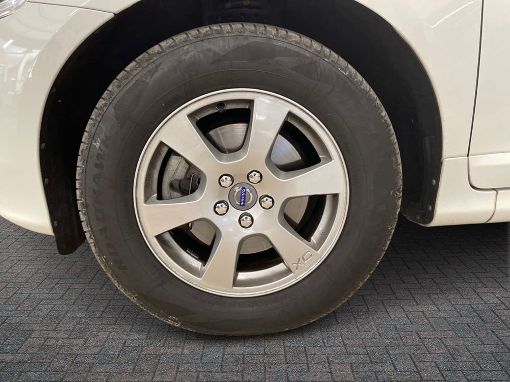 Volvo XC60 usata a Prato (6)