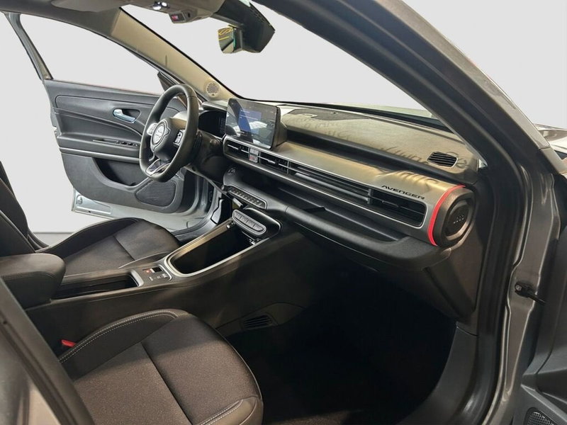 Jeep Avenger nuova a Torino (10)