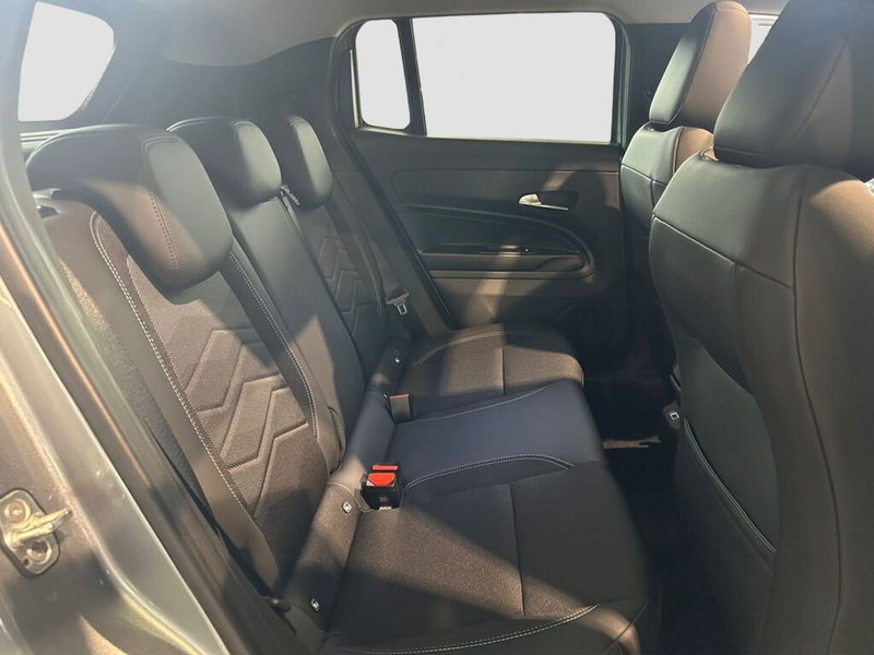 Jeep Avenger nuova a Torino (14)