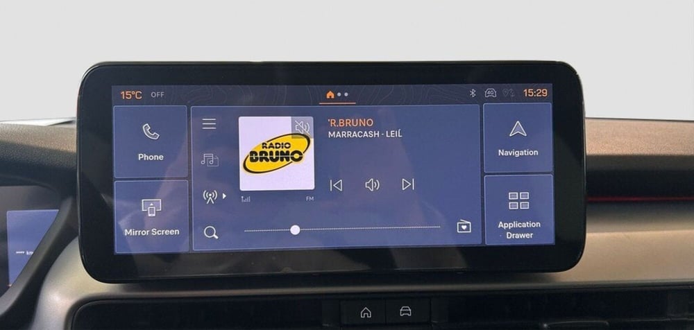 Jeep Avenger nuova a Torino (17)