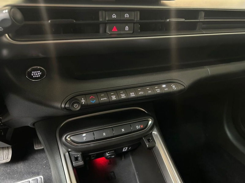 Jeep Avenger nuova a Torino (18)