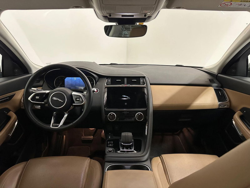 Jaguar E-Pace usata a Novara (4)